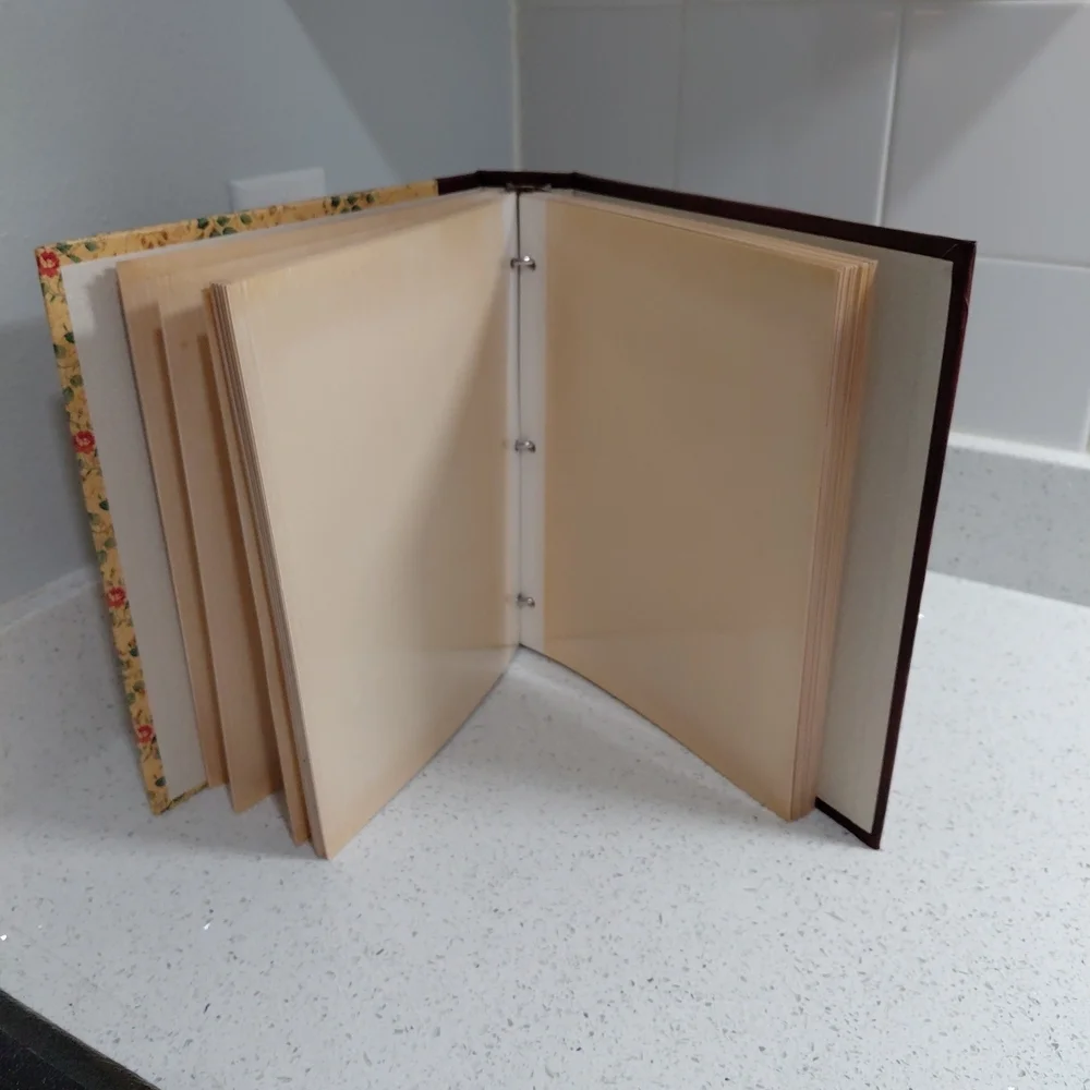 Floral Patterned Home Office Binder